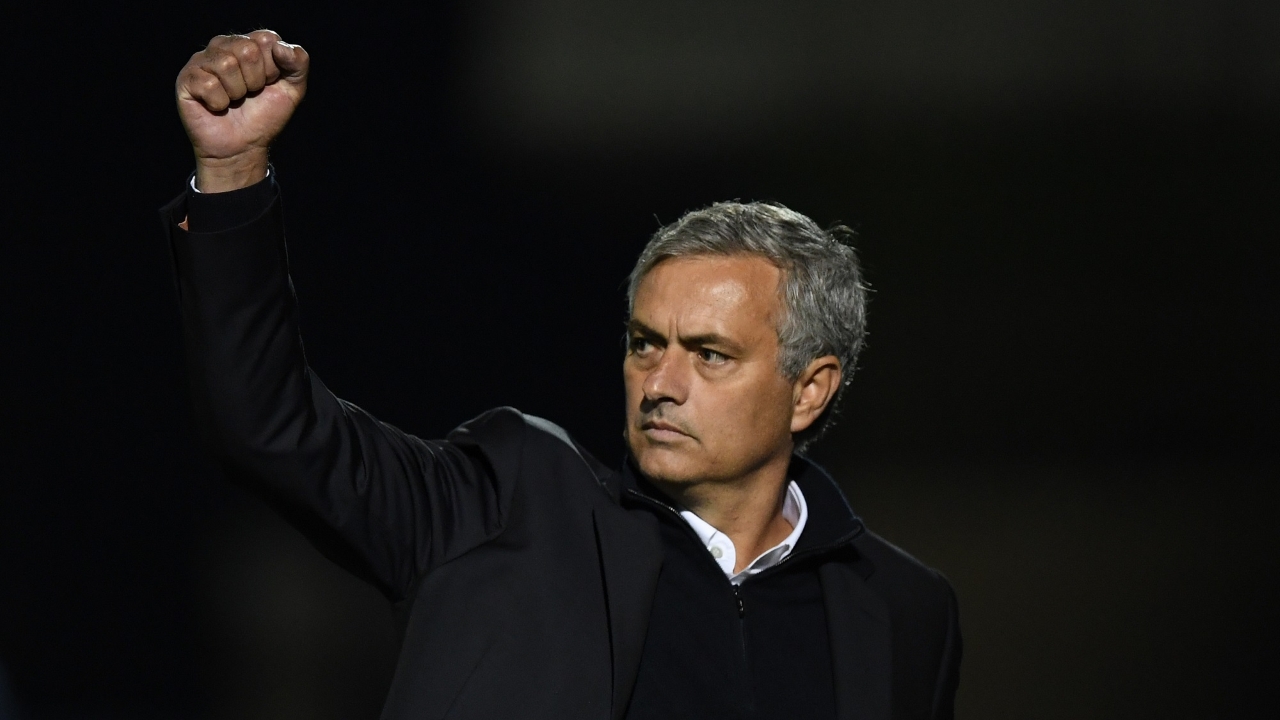 邮报：曼联想世界杯前签6号位，避免世界杯后目标球员涨价（邮报：曼联力争在世界杯前敲定6号位，以免世界杯后目标球员身价上涨）