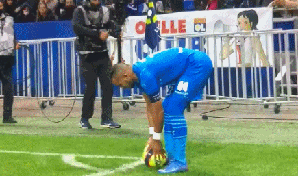 国米vs拉齐奥：劳塔罗搭档博尼，巴雷拉、恰尔汗奥卢出战