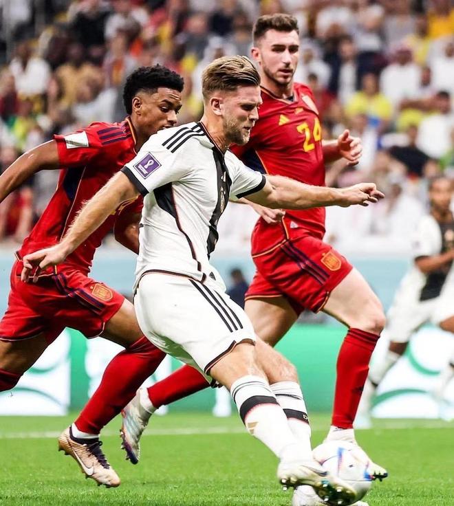 佩杜拉：尤里-阿尔贝托转会费降至2500万欧，但罗马没有进展（佩杜拉：尤里-阿尔贝托转会费降至2500万欧，罗马引援仍无进展）