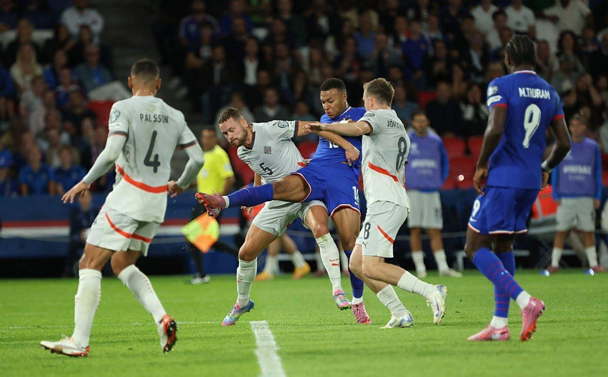 莱比锡官方：韦德拉奥果左膝腘窝处肌腱受伤，将缺阵数周（莱比锡官宣：韦德拉奥果左膝腘窝肌腱受伤，预计缺席数周）