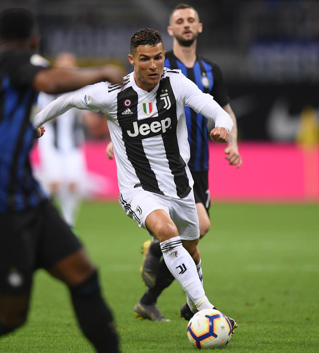 西甲半场：科斯塔扫射破门，皇家马略卡1-0瓦伦西亚（西甲半场战报：科斯塔推射得分，皇家马略卡暂1-0领先瓦伦西亚）