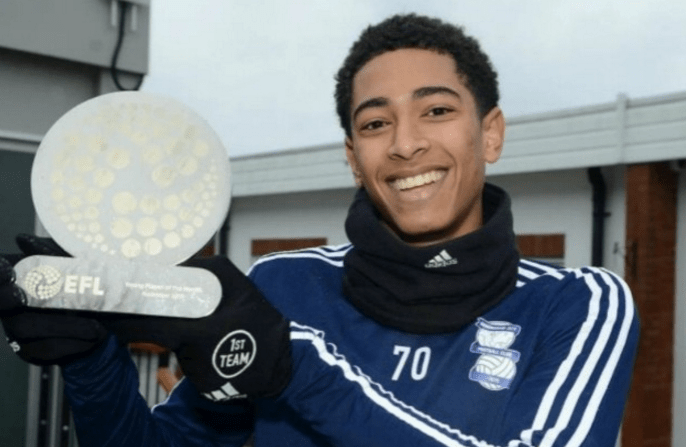 李嗣镕：首秀即进球非常兴奋，感谢教练组、队友、球迷的鼓励（李嗣镕首秀破门激动不已：感谢教练组、队友与球迷的支持）