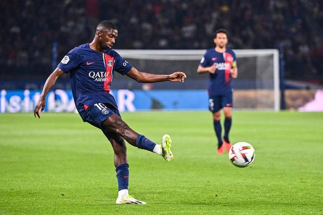 射击世界杯总决赛：江伊婷满中夺冠 中国队四金收官（射击世界杯总决赛：江伊婷满环夺魁，中国队四金圆满收官）