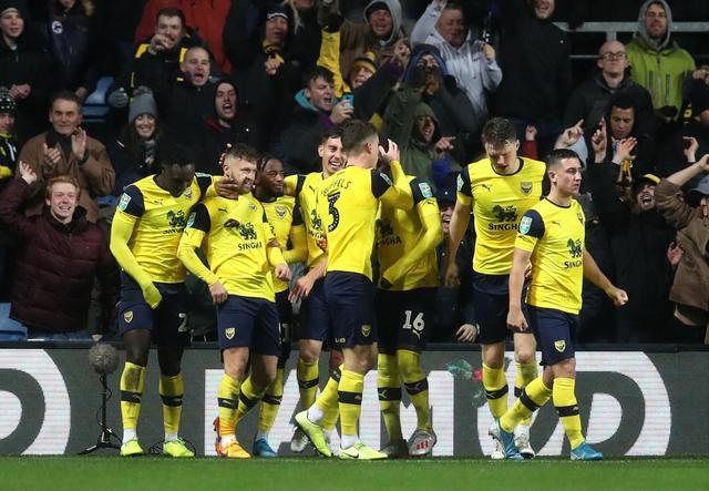 申花与津门虎历史共计交手47次，战绩为20胜17平10负（申花与津门虎历史交锋47场，申花20胜17平10负）