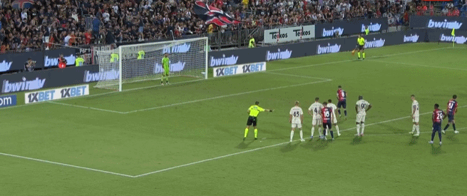 武磊：夺冠彰显海港底蕴，崇明一期球员会继续做好球队榜样（武磊：夺冠展现海港底色，崇明一期球员将继续为球队树立标杆）