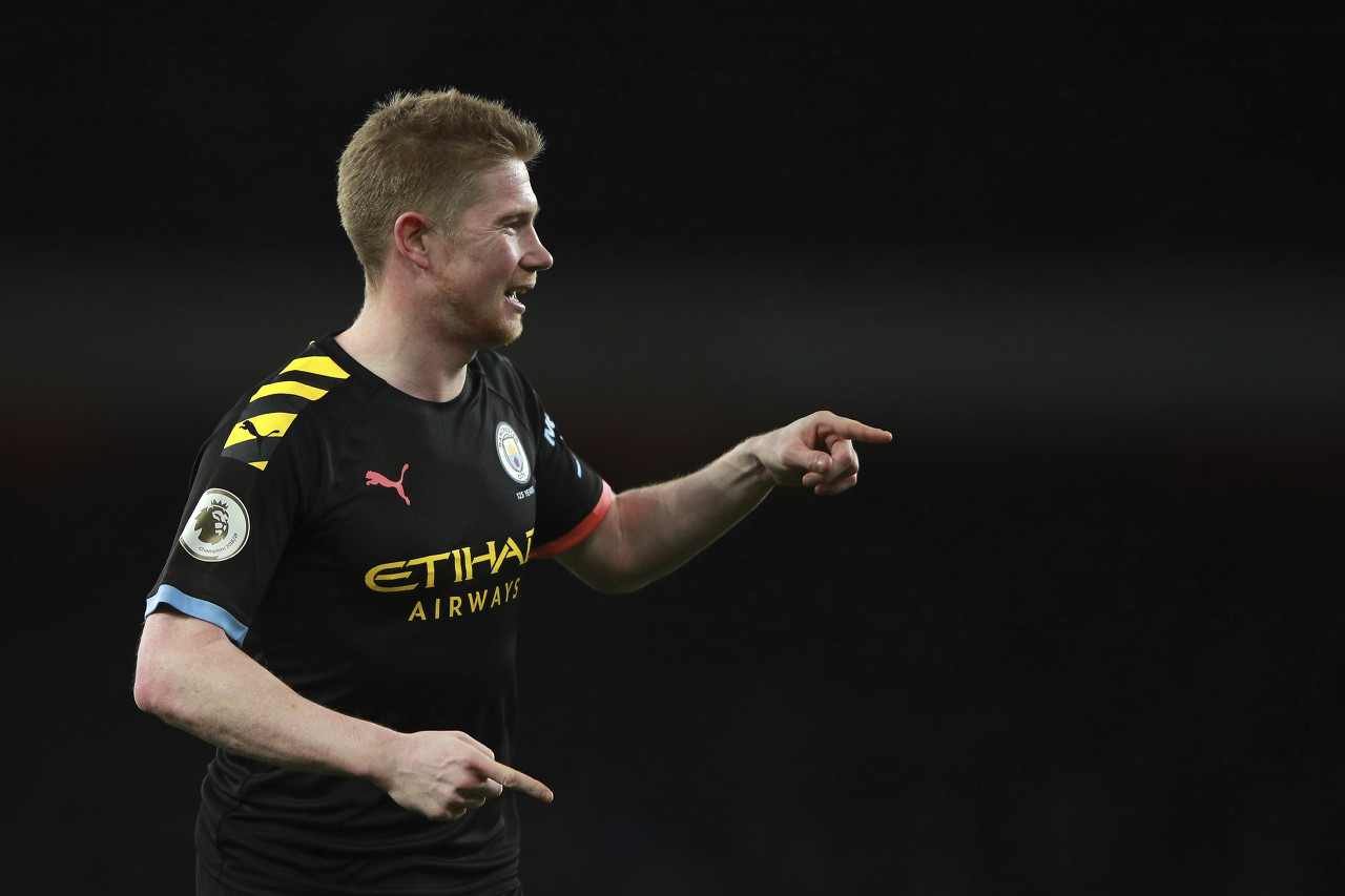 黄蜂官方：卡尔克布伦纳&康诺顿因伤本场不会回归（黄蜂通报：卡尔克布伦纳、康诺顿伤退，本场比赛不再出场）