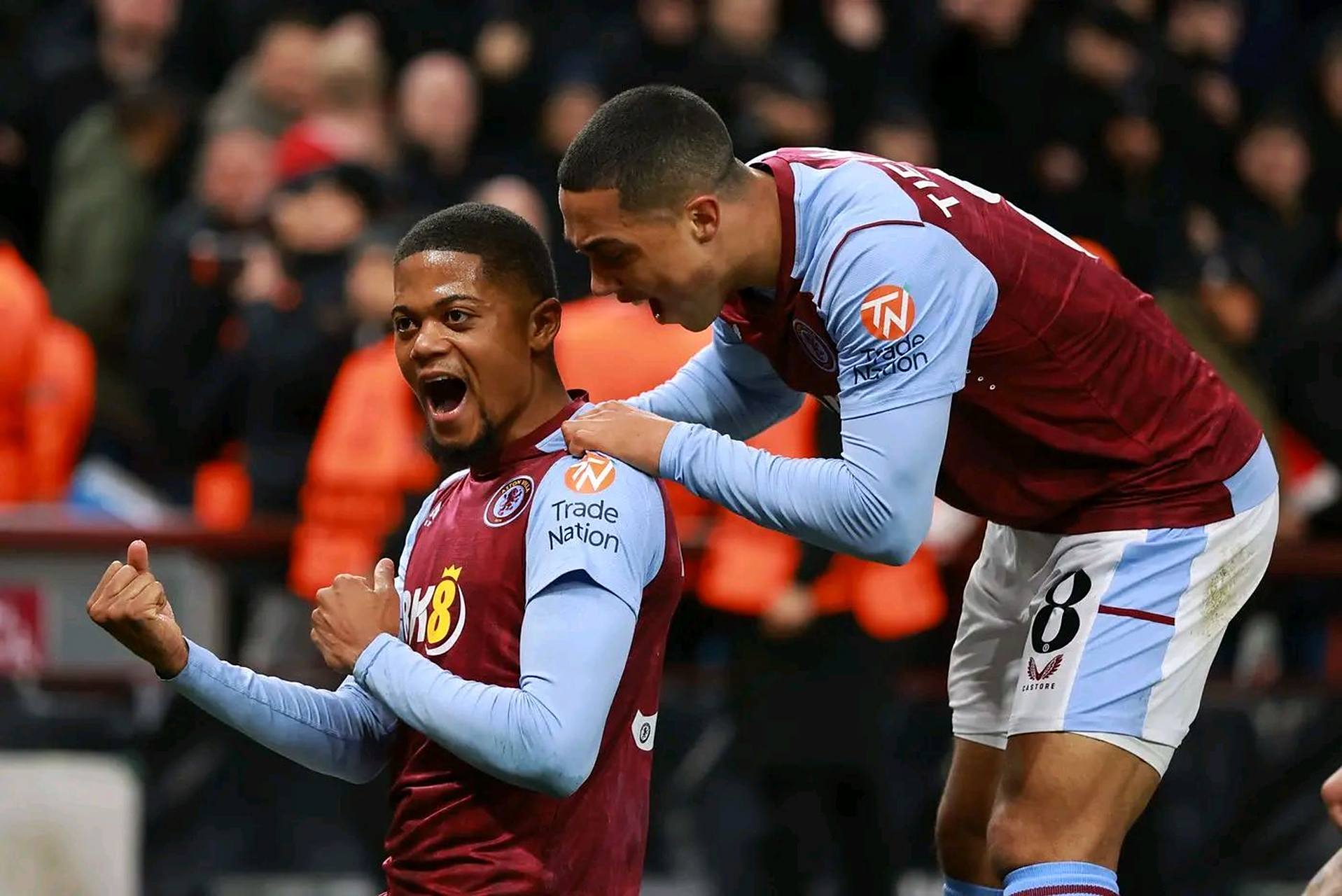 状态火热！杰曼半场10中7得到20分5助攻（手感滚烫！杰曼半场10投7中砍下20分5助攻）