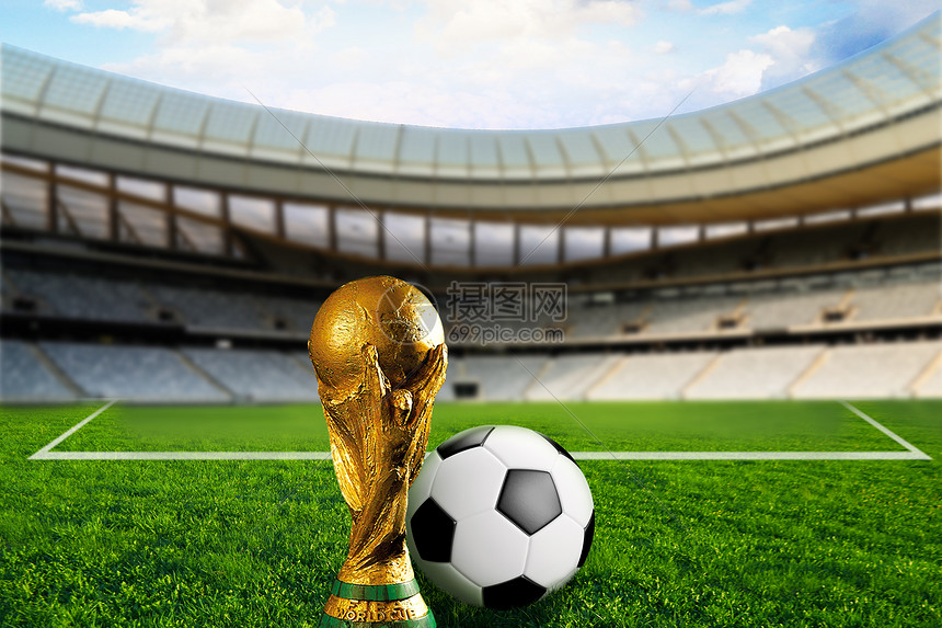 诺伊尔：没考虑重返德国队，希望活在当下和拜仁一起奋斗（诺伊尔：不考虑回归国家队，专注当下，与拜仁并肩作战）