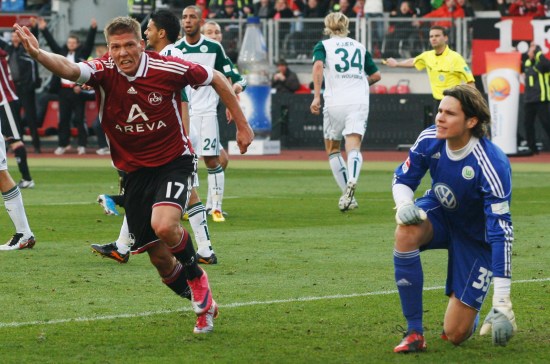 新掌门刚接手成都蓉城！就直接搞定三笔重量级签约，值得期待（成都蓉城新帅上任，三笔重磅签约火速敲定，前景可期）